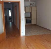 Weststadt freundliche und helle 2 ZKB Wohnung mit Balkon - Baden-Baden