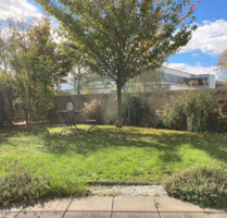 Exklusive 3-Zi.-Gartenwohnung mit 200 m² Privatgarten, Top Lage - Ingolstadt Südost