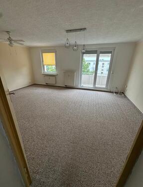 Foto - Renovierungsbedürftige 3 Zimmer Wohnung