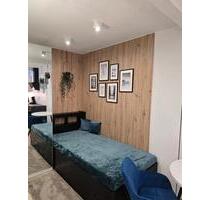 Perfekt für Pendler: Stilvolles, möbliertes Apartment (19 m²) - Frankfurt am Main Bonames