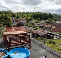 Helle 3 Zimmerwohnung mit riesiger Sonnenterrasse - Schmitten im Taunus