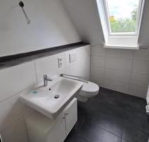 Dachgeschoßwohnung Adolfstraße (3-Zimmer-Wohnung) - Petersberg