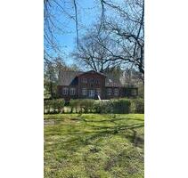 Herrenhaus sanierungsbedürftig - 1.800,00&nbsp;EUR Kaltmiete, ca.&nbsp; 390,00&nbsp;m&sup2; in Quarnbek (PLZ: 24107)