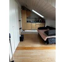Hafenlohr 2 Zimmer DG - 430,00&nbsp;EUR Kaltmiete, ca.&nbsp; 35,00&nbsp;m&sup2; in Hafenlohr (PLZ: 97840)