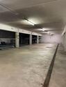 Foto - Tiefgaragenstellplatz Parkplatz Autostellplatz Garage Tiefgarage