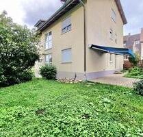 ERDGESCHOSS: Ruhig gelegene großzügige 2 Zi-Whg mit Terrasse und Gartenanteil in Brombach - Lörrach