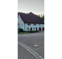 Haus mit Garten & Garagen zur Miete - Wutach