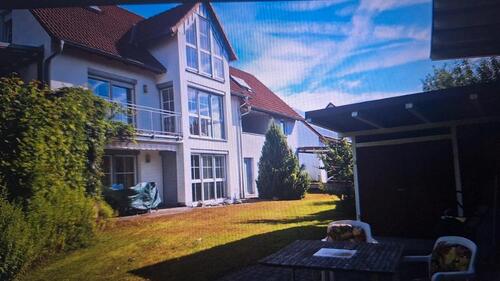 Foto - sonnige 2 Zimmer Wohnung - 600,00&nbsp;EUR Kaltmiete, ca.&nbsp; 82,00&nbsp;m&sup2;