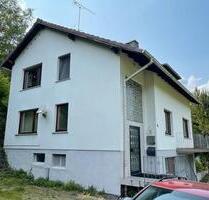 Zweifamilienhaus - 200.000,00&nbsp;EUR Kaufpreis, ca.&nbsp; 131,00&nbsp;m&sup2; in Wipperfürth (PLZ: 51688)