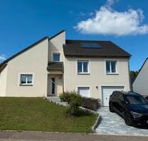 Wunderschönes Haus mit tollem Garten - Saarbrücken