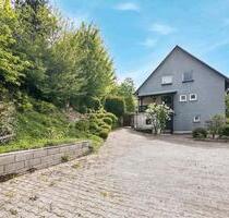 Haus mit Pferdehaltung, Mehrgenerationenhaus oder Renditeobjekt - Steinwenden