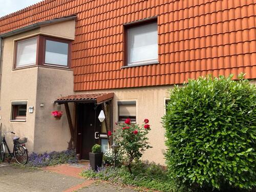 Foto - Behagliches Reihenhaus mit kleinem Garten