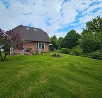 Wohnen in Sanitz- Günstig gelegenes EFH mit Garage und Carport