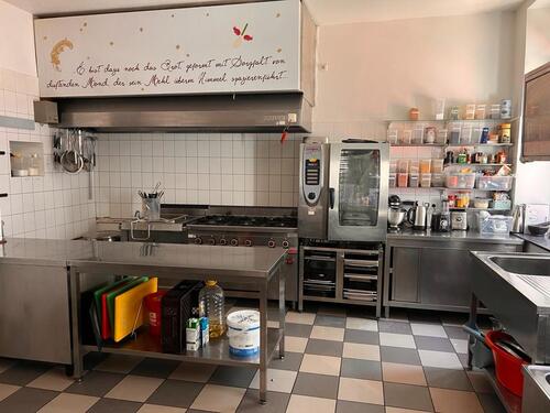 Foto - Profi-Gastronomieküche komplett ausgestattet