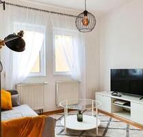 *Top Lage* Möblierte 2-Zimmer Wohnung in Feuerbach Mitte - Stuttgart