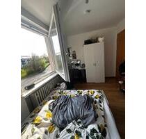 Helles WG-Zimmer in Grone - 375,00&nbsp;EUR Kaltmiete, ca.&nbsp; 10,00&nbsp;m&sup2; in Göttingen (PLZ: 37081) Grone