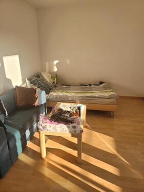 Foto - Sunny Furnished 1-Room Apartment with Balcony