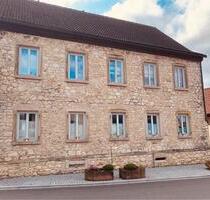 Historisches Wohnhaus, komplett saniert - Stadecken-Elsheim