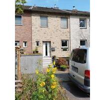 Reihenmittelhaus mit sofortigem Einzugskomfort - Essen Stadtbezirk IV