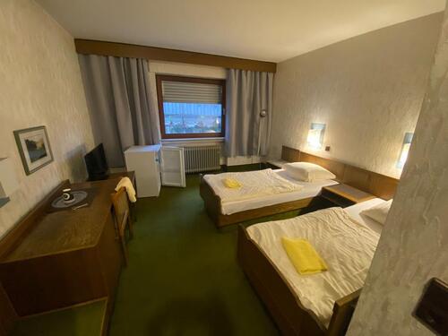 Foto - *** 1-2 Bett-Zimmer zu vermieten - in Gummersbach-Derschlag ***