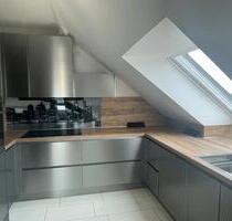 Attraktive 4-Zimmer-Maisonette-Wohnung mit gehobener Ausstattung - Frankfurt am Main Nied