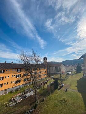 Foto - Schön geschnittene 4 Zimmer Wohnung mit Balkon