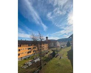 Schön geschnittene 4 Zimmer Wohnung mit Balkon - Wertheim