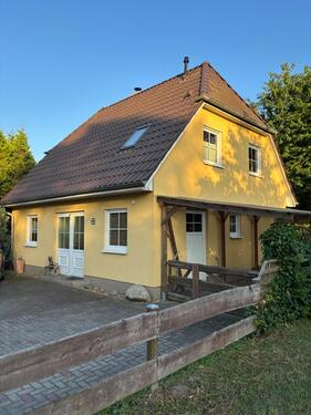 Foto - Einfamilienhaus in Brieselang + gemauerte Garage mit Nebenraum