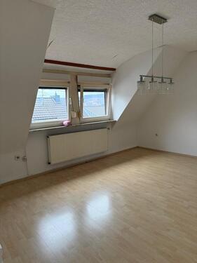 Foto - Helle 3-Zimmer– KB zentral & ruhig gelegen