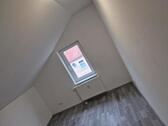 Foto - 2 Zimmer Dachgeschoßwohnung zur Miete in Mühlhausen (Thüringen)