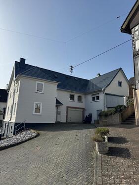 Foto - Haus mit Garage und Garten in Haiger Fellerdilln zu vermieten