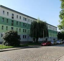 1-Raum-Wohnung mit Dusche - 250,00 EUR Kaltmiete, in Dessau-Roßlau (PLZ: 06844)