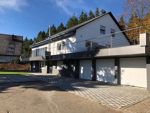 Foto - Modernisierte 5,5-Zimmer-Wohnung mit Terrassen und Einbauküche in