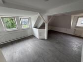 Foto - ERSTBEZUG AM HAHNERBERG: 2-3 ZIMMER WOHNUNG WHG