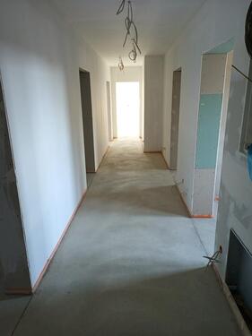 Foto - Neu sanierte Wohnungen mit Fußbodenheizung und Denkmalcharme