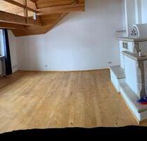 3 Zimmer Dachgeschosswohnung mit Balkon und Bergblick - Schongau