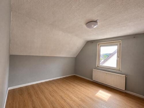 Foto - 2 Zimmer Dachgeschoßwohnung zur Miete in Oberkochen