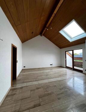 Foto - Schöne 3-Zimmer DG-Wohnung in Betzingen