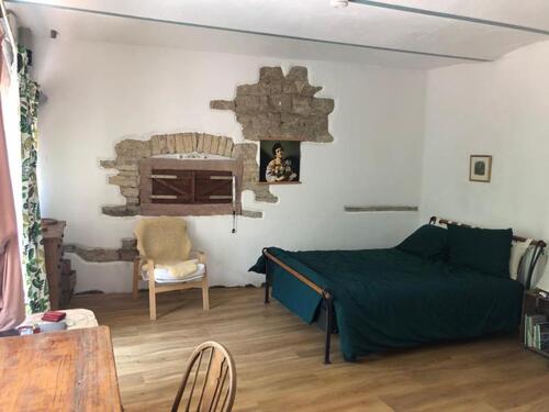 Foto - WG Zimmer in altem Weingut zu vermieten