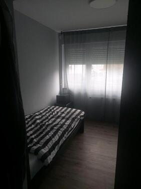 Foto - Zimmer zu Vermieten Mobiliert - 500,00&nbsp;EUR Kaltmiete,