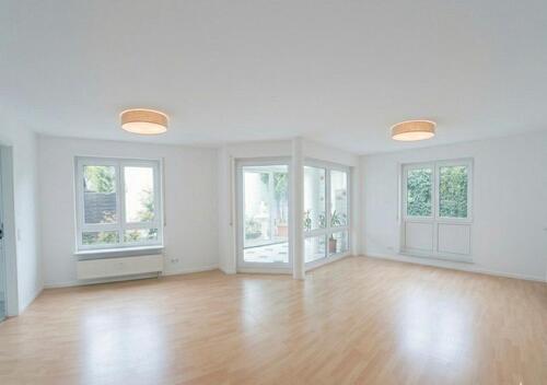 Foto - Helle, barrierefreie 3,5 Zi. EG-Wohnung mit Wintergarten&Garten