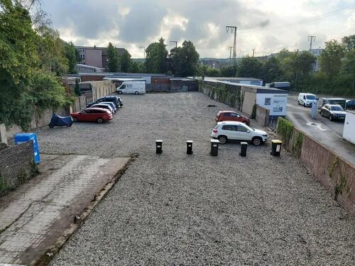 Foto - NEUE Außenstellplätze im Hinterhof zu vermieten - DU Duissern