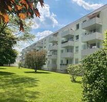 Gepflegte 2-Zimmer-Wohnung mit Balkon und TG-Stellplatz - Burghausen