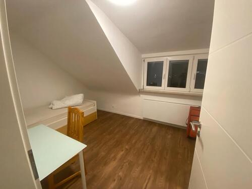 Foto - 14 Zimmer Dachgeschoßwohnung in Stuttgart