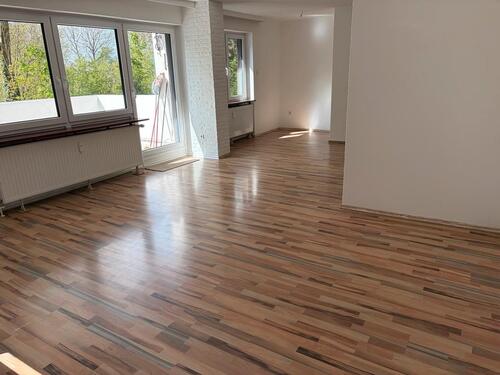 Foto - Großzügige, renovierte 3-Zimmer-Wohnung - Obervieland