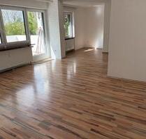 Großzügige, renovierte 3-Zimmer-Wohnung - Obervieland - Bremen Neustadt Großzügige, renovierte 3-Zimmer-Wohnung - Obervieland - Bremen Neustadt