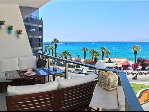 Foto - Schöne, voll möblierte Wohnung mit Meerblick in Kusadasi
