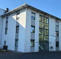 Büro im Erdgeschoss 100 - 1.128,00 EUR Kaltmiete, ca.  100,00 m² in Leopoldshöhe (PLZ: 33818)