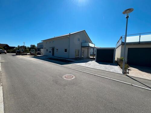 Foto - 4,5 Zimmer EG-Wohnung mit 180qm Garten im Neubaugebiet