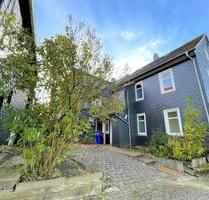 Maisonette-Wohnung mit Einbauküche und 3 Zimmern mit 2 Dachzimmern - Clausthal-Zellerfeld